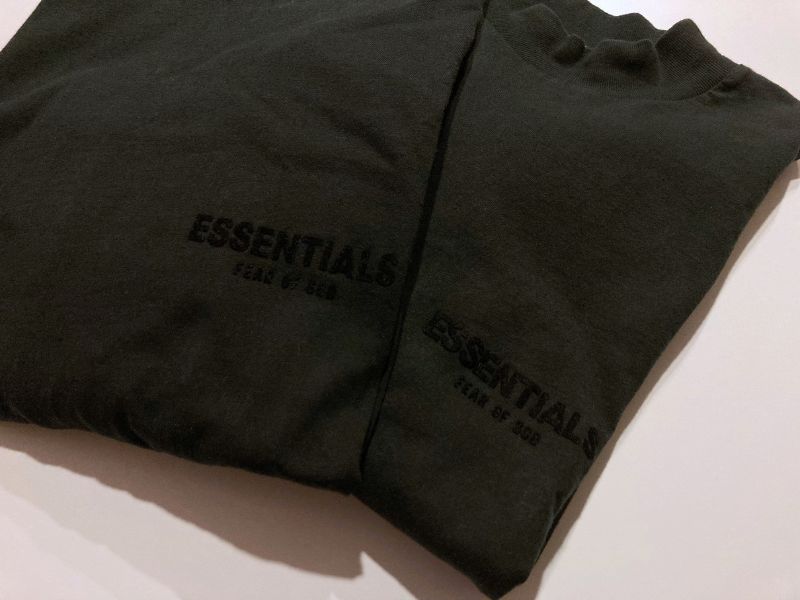 SSENSEは本物か？実際の購入品と正規品を比較してみた